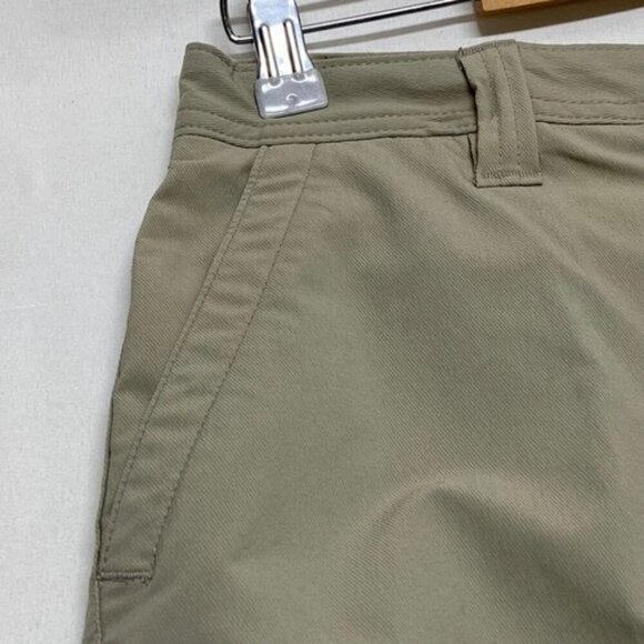 George Performance Cargo Shorts Men's 30" Khaki Knee Length Easy Care UPF 30 NWT - Picture 5 of 13